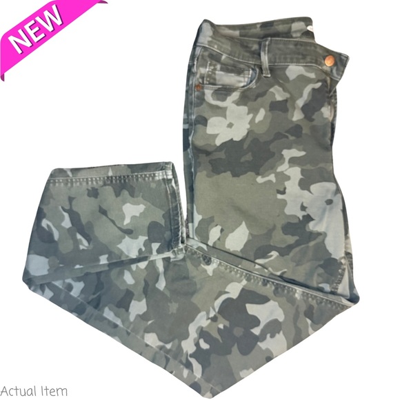 NWT Olive Green Floral Camo Rockstar Super Skinny Stretch Jeans Size 12 Tall - Picture 4 of 7